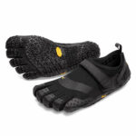 18W7301_Round-Toe-Perfs_MAIN